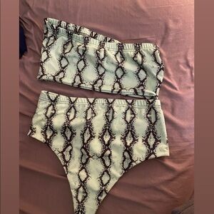 Boohoo Plus White Snake Print High Waist Bikini Set